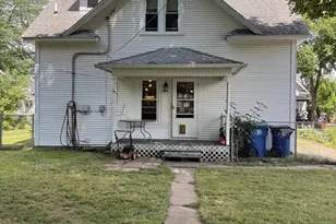 319 Lincoln Ave, Wausau, WI 54403 - Photo 8