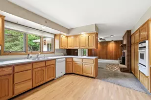 719 Sunset Ave, Stevens Point, WI 54481 - Photo 20