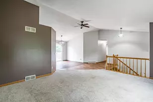 2104 Meadow Dr, Kronenwetter, WI 54455 - Photo 12