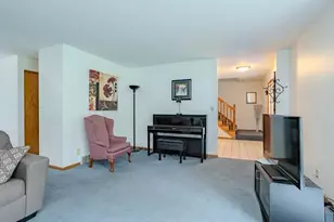 413 S Emerald Dr, Wausau, WI 54401 - Photo 6
