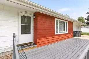5142 Oak St, Vesper, WI 54489 - Photo 2