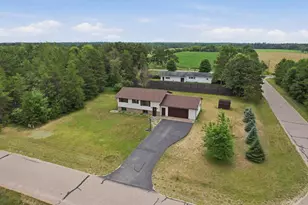 3441 Ryans Way, Wisconsin Rapids, WI 54494 - Photo 6