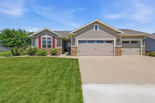 1429 Plains Ave, Neenah, WI 54956 - Photo 2