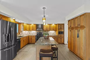 1407 S Washington Ave, Marshfield, WI 54449 - Photo 10