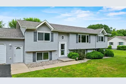 1407 S Washington Avenue, Marshfield, WI 54449 - Photo 2