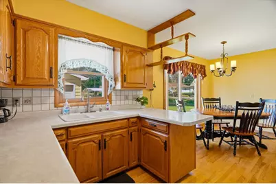 1500 S Locust Avenue, Marshfield, WI 54449 - Photo 16
