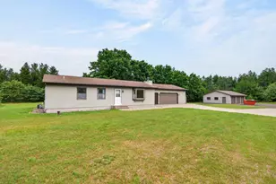 6621 Evergreen Ave, Wisconsin Rapids, WI 54494 - Photo 6