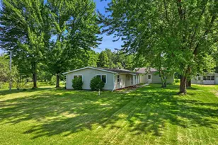 11555 Eisenhower Dr, Chili, WI 54420 - Photo 2