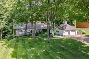 1016 Highland Park Blvd, Wausau, WI 54403 - Photo 2