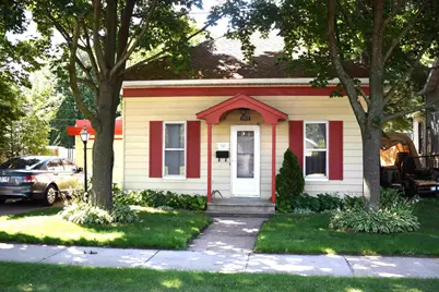 1717 Boyington Avenue, Stevens Point, WI 54481 - Photo 1