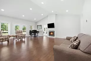 3205 W McMillan St, Marshfield, WI 54449 - Photo 8
