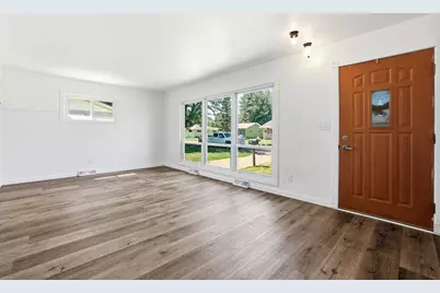 161 20th Avenue South, Wisconsin Rapids, WI 54495 - Photo 6