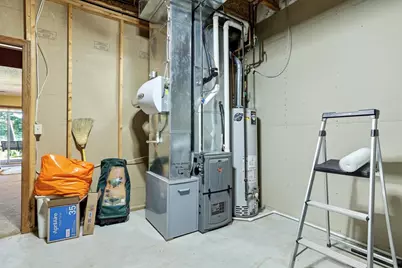 2633 Sunset Boulevard #Unit #2, Stevens Point, WI 54481 - Photo 32