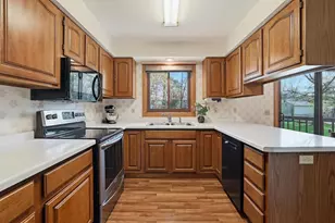 410 Hawthorne Ave, Plover, WI 54467 - Photo 18