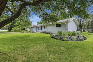 2921 River Dr, Plover, WI 54467 - Photo 4