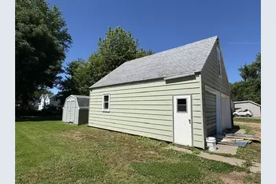 306 W Blodgett Street, Marshfield, WI 54449 - Photo 8