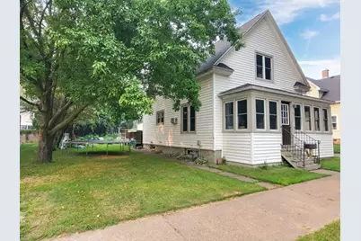 812 E Bridge Street, Wausau, WI 54403 - Photo 2