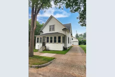 812 E Bridge Street, Wausau, WI 54403 - Photo 1