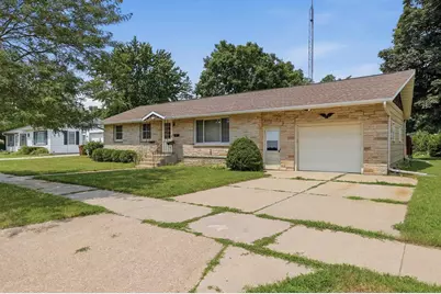 2416 Center Street, Stevens Point, WI 54481 - Photo 2
