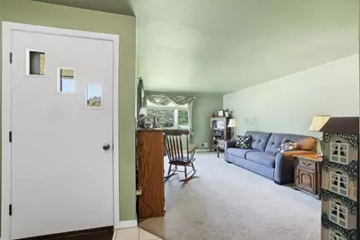 521 Mc Dill Avenue, Stevens Point, WI 54481 - Photo 4