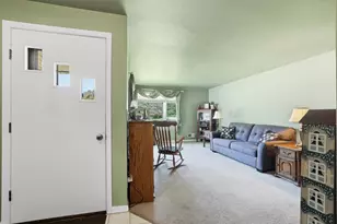 521 McDill Ave, Stevens Point, WI 54481 - Photo 4