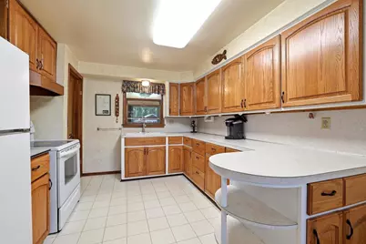 521 Mc Dill Avenue, Stevens Point, WI 54481 - Photo 12