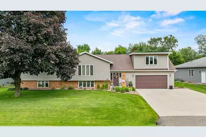 305 Marathon Street, Marshfield, WI 54449 - Photo 2