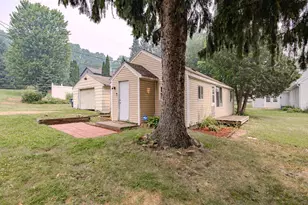 902 Brown St, Wausau, WI 54403 - Photo 2