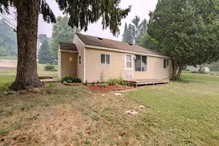 902 Brown St, Wausau, WI 54403 - Photo 6