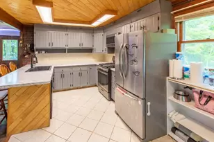 7236 Woodcrest Cir, Rhinelander, WI 54501 - Photo 14