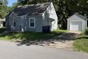 1704 Pardee St, Wausau, WI 54401 - Photo 2
