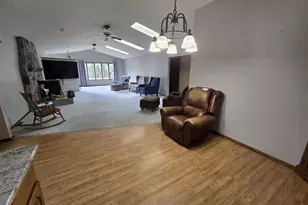 8040 White Pine Dr, Wisconsin Rapids, WI 54494 - Photo 6