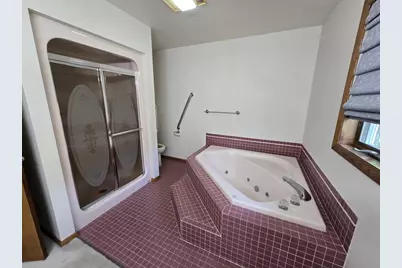 8040 White Pine Drive, Wisconsin Rapids, WI 54494 - Photo 18