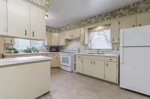 202 2nd Street E, Merrill, WI 54452 - Photo 22