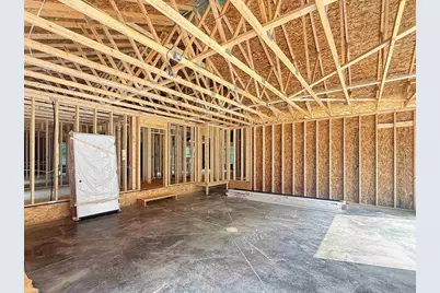 809 S Maryknoll Avenue, Marshfield, WI 54449 - Photo 4
