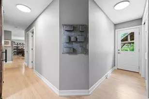 2441 Shadowview Cir, Plover, WI 54467 - Photo 32