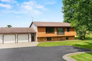7590 County Rd Y, Marshfield, WI 54449 - Photo 2
