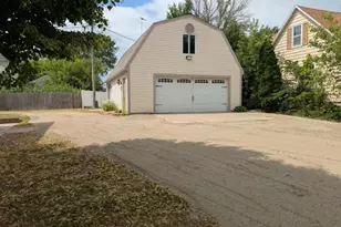 201 W 4th St, Marshfield, WI 54449 - Photo 12