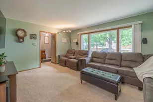 1311 Greenhill Dr, Wausau, WI 54401 - Photo 14