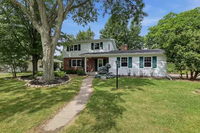 703 Sunset Avenue, Stevens Point, WI 54481 - Photo 1