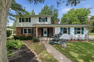 703 Sunset Ave, Stevens Point, WI 54481 - Photo 2
