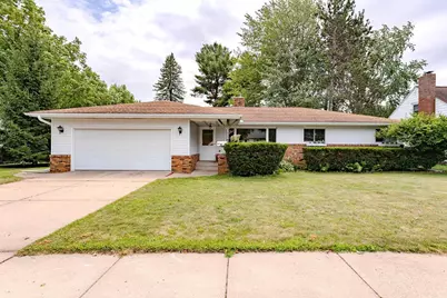 819 Broadway Avenue, Wausau, WI 54403 - Photo 1