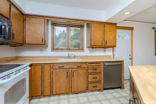 819 Broadway Ave, Wausau, WI 54403 - Photo 10