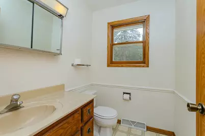 819 Broadway Avenue, Wausau, WI 54403 - Photo 22