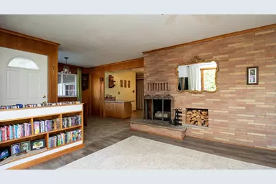 714 W Randolph Street, Wausau, WI 54401 - Photo 2