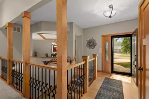 1945 Sunny Brook Ct, Plover, WI 54467 - Photo 8
