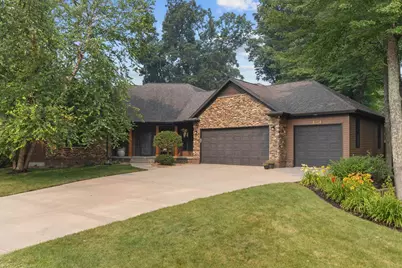 1945 Sunny Brook Court, Plover, WI 54467 - Photo 4