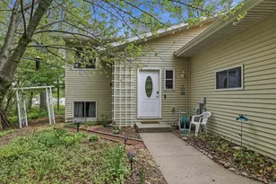 3317 Della St, Stevens Point, WI 54481 - Photo 6