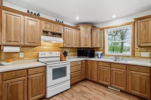 3317 Della St, Stevens Point, WI 54481 - Photo 14