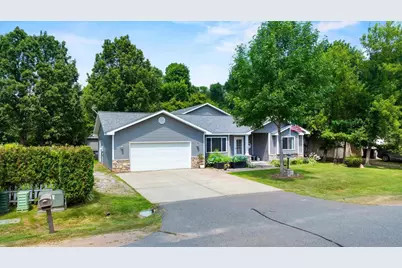 706 W Roberts Street, Spencer, WI 54479 - Photo 2